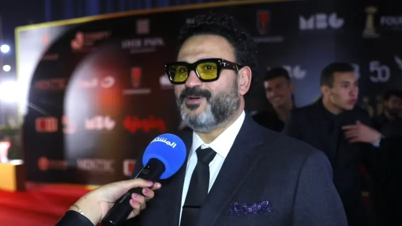 فيديو - أكرم حسني لـ"المشهد": هذه حقيقة توقف فيلم "زوجة رجل مش مهم"