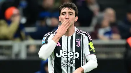 related_news_inside_blogsمن هو أندريا كامبياسو؟.. اسم جديد يرتبط بالانتقال إلى برشلونة