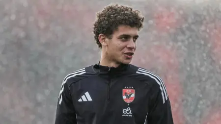 related_news_inside_blogsفيديو - من هو كريستيان إميل الذي ظهر خلال وصول حمزة عبد الكريم إلى برشلونة؟