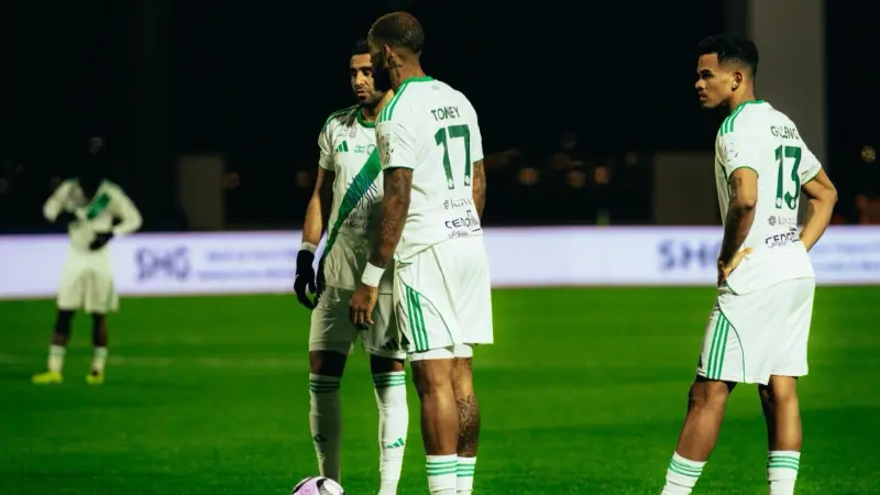 القنوات الناقلة لمباراة الأهلي ضد الاتفاق اليوم في دوري "روشن" السعودي مع الموعد