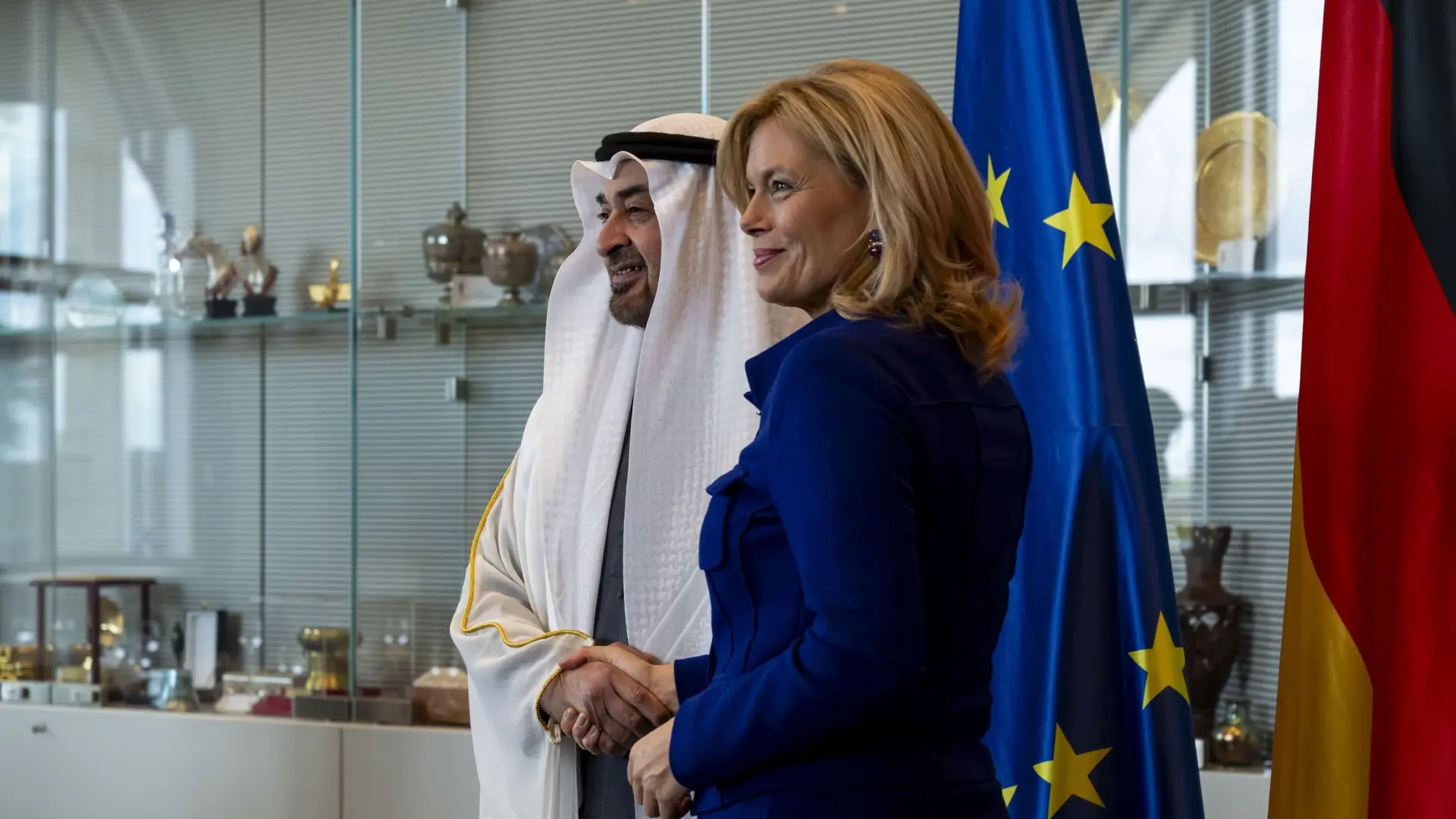 محمد بن زايد آل نهيان أكد على القيم الإنسانية المشتركة التي تجمع الإمارات وألمانيا محمد بن زايد آل نهيان أكد على القيم الإنسانية المشتركة التي تجمع الإمارات وألمانيا
