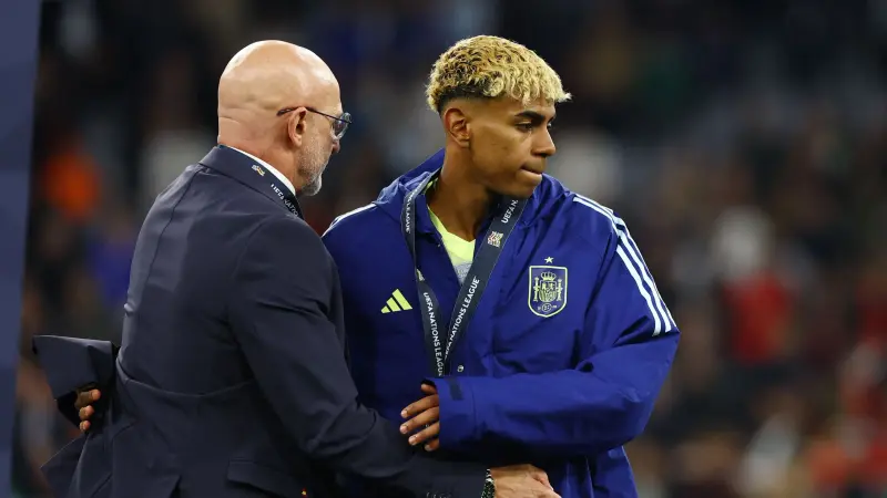 تصفيات كأس العالم 2026 - ديلا فوينتي يتحدى فليك ويضمّ يامال لقائمة إسبانيا