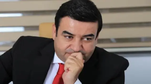 تونس.. سجن المرشح للرئاسة العياشي زمال في انتظار محاكمته غدا