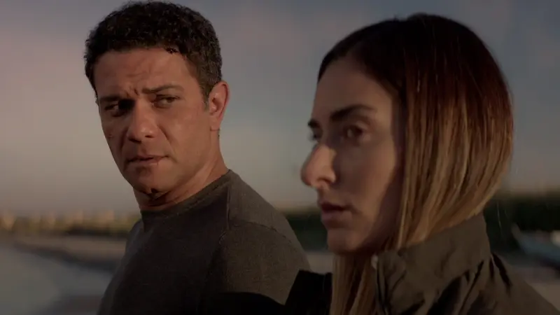 آسر ياسين يخطف الأنظار في فيديو حفل زفاف أمينة خليل