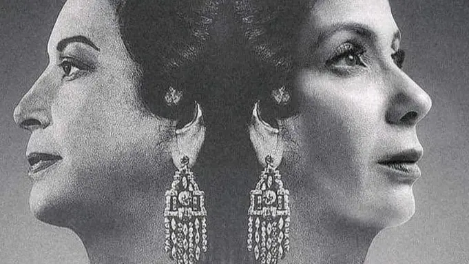 رهبة الأسطورة: منى زكي تحبس نفسها عاماً للتحضير لدور أم كلثوم