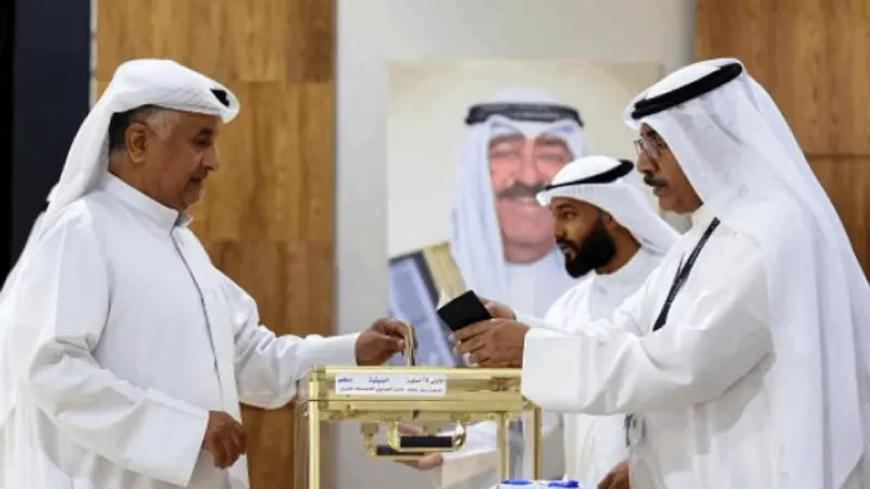 تتعلق بتسمية الوزراء.. هذا نص المادة 56 من الدستور الكويتي التي عُلق العمل بها