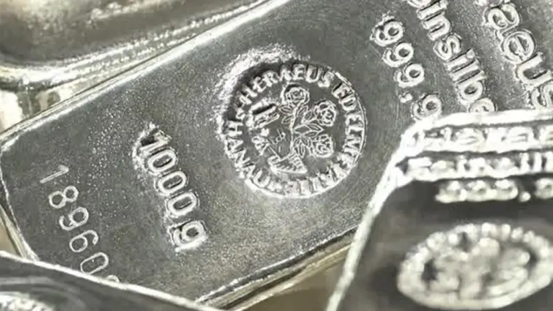 توقعات أسعار الفضة الأيام المقبلة.. هل يخترق المعدن مستويات أعلى قريبًا؟