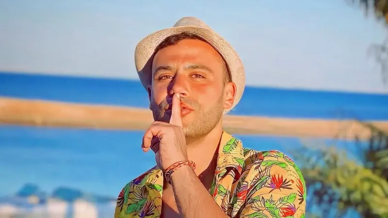 محمد إمام يوجه رسالة إلى حسام حسن بعد فوز المنتخب.. ماذا قال؟