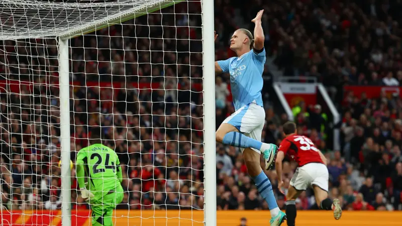 هالاند يضع يده على رقم تاريخي في دربي مدينة مانشستر