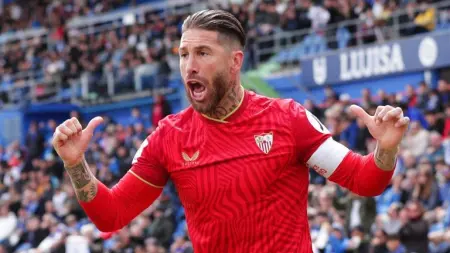 related_news_inside_blogsهل يعود راموس لإشبيلية؟.. المدير الرياضي يحسم الجدل