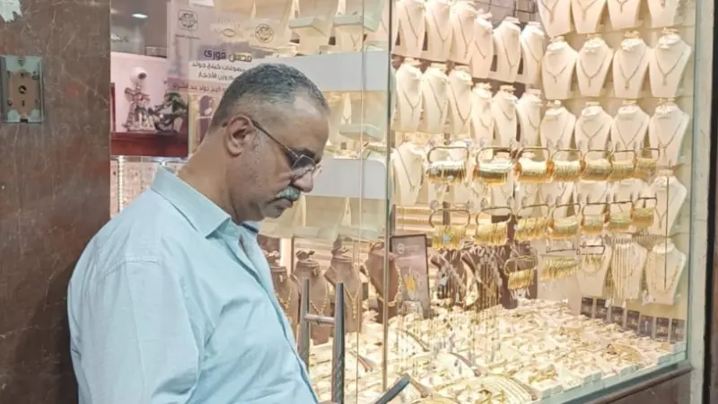 أسعار الذهب في مصر اليوم الثلاثاء 10/2/2026.. عيار 21 يرتفع