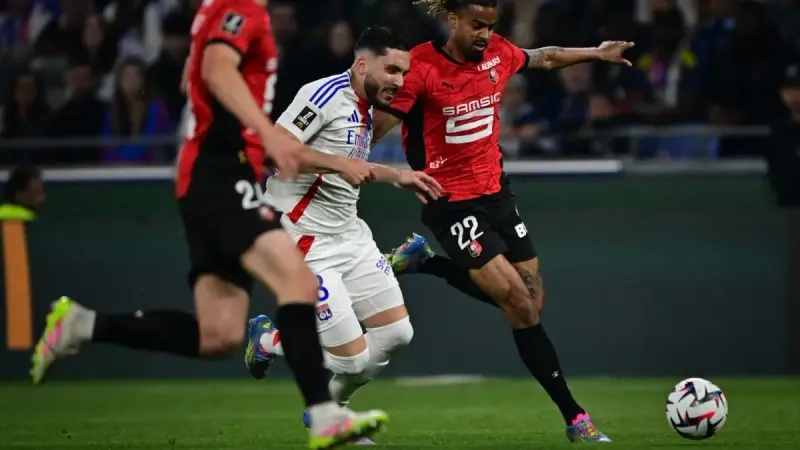 ريان شرقي يدخل حسابات مانشستر يونايتد