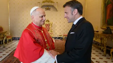 related_news_inside_blogsماكرون يناقش حرب لبنان مع بابا الفاتيكان