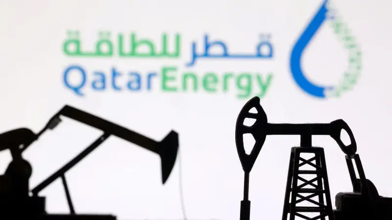 قطر للطاقة تمدد حالة القوة القاهرة الخاصة بشحنات الغاز المسال
