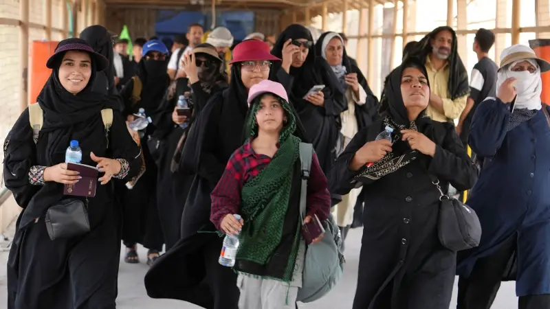 فيديو - أكثر من 600 حالة اختناق بين زوار شيعة بغاز الكلور في العراق