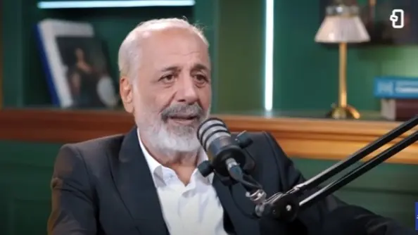 هل يتزوج أيمن زيدان للمرة السادسة بحثًا عن الحب؟.. الفنان يُجيب