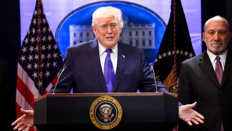 استطلاع: معظم الأميركيين يرون أن تقدم السن أثر على "استقرار" ترامب