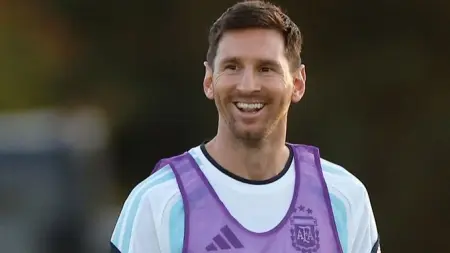 ميسي خارج التشكيل الأساسي لمنتخب الأرجنتين أمام موريتانيا.. ما السبب؟