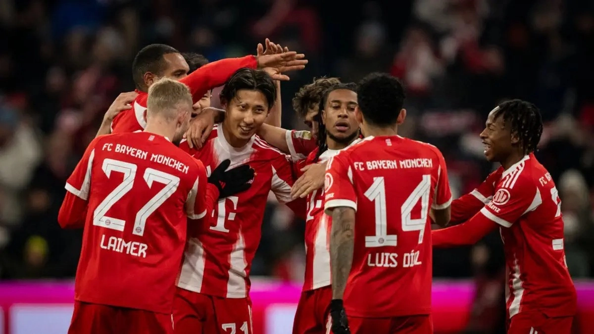 بايرن ميونخ يطارد إنجازاً تاريخياً بإنهاء عام كامل دون خسارة خارجية 