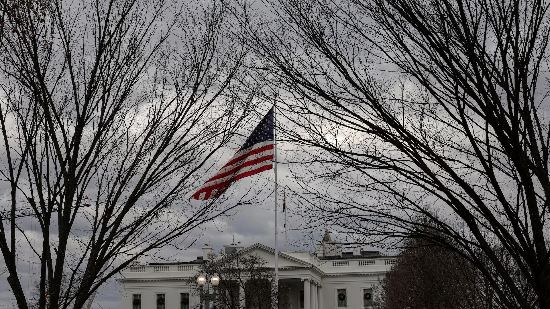 البنوك الأميركية أمام اختبار وضع حد أقصى على فوائد بطاقات الائتمان 