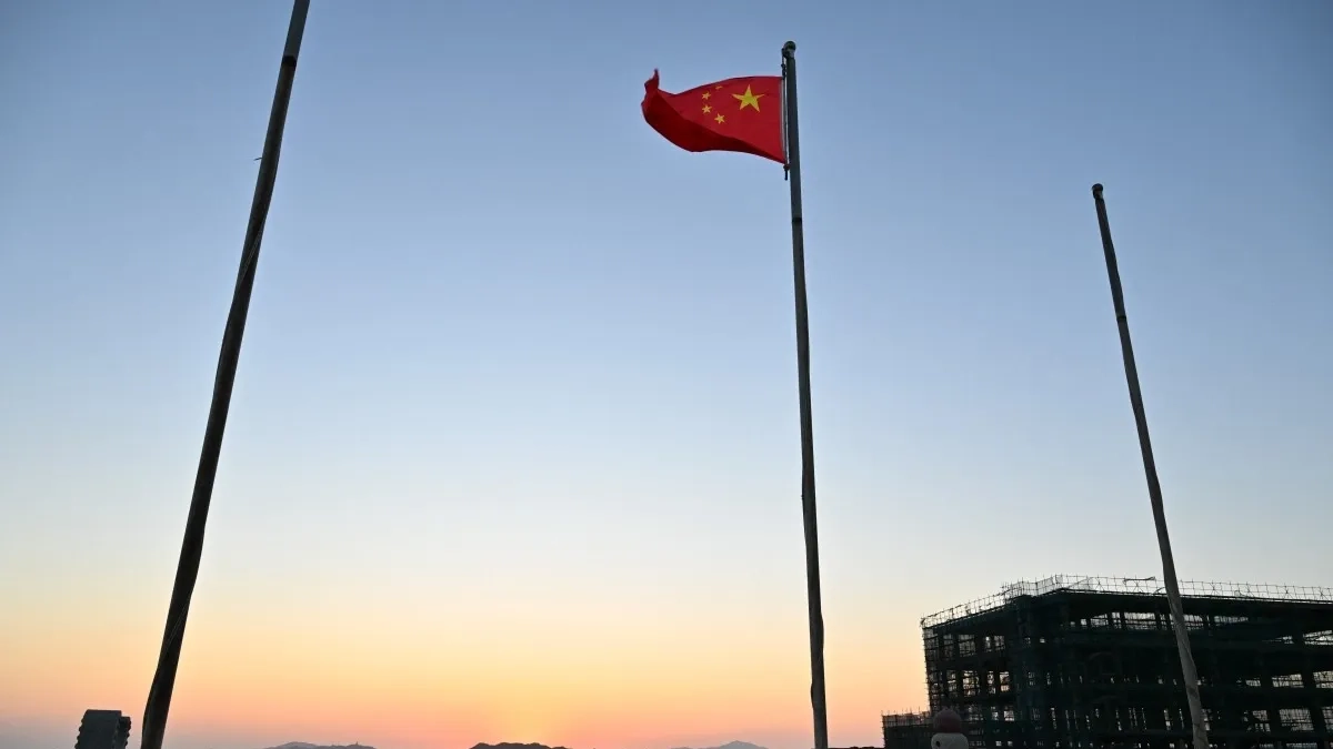 الصين ترفض تهديدات ترامب برسوم 25% بسبب إيران 