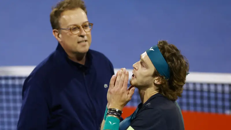 فيديو - قبول استئناف روبليف بعد اتهامه بإهانة حكم في بطولة دبي للتنس