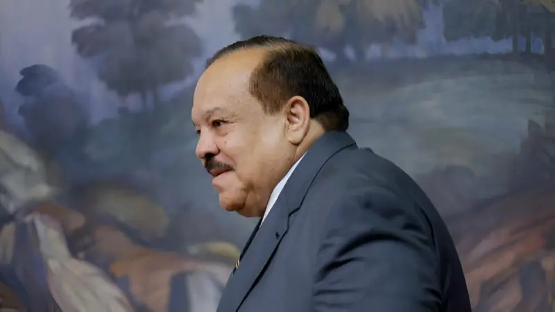 أقاله البرهان.. ما سبب إعفاء وزير الخارجية السوداني؟