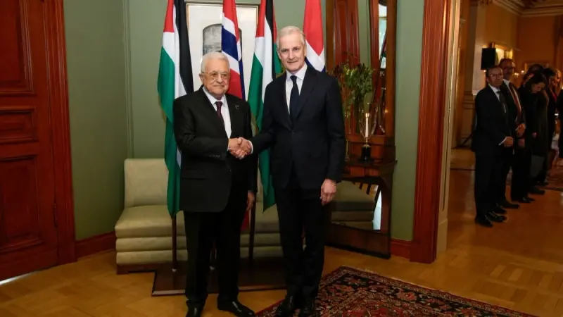 عباس يدعو إلى "موقف دولي حازم" تجاه التحركات الإسرائيلية بالضفة