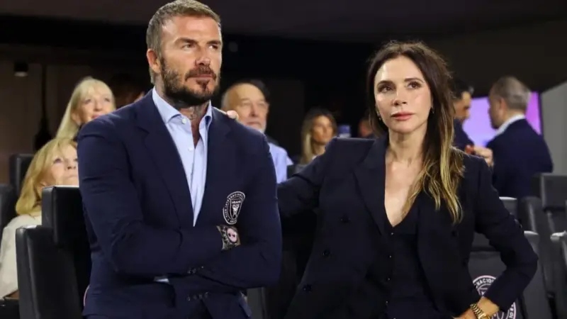 رسميا.. الملك تشارلز يمنح ديفيد بيكهام لقب "فارس"