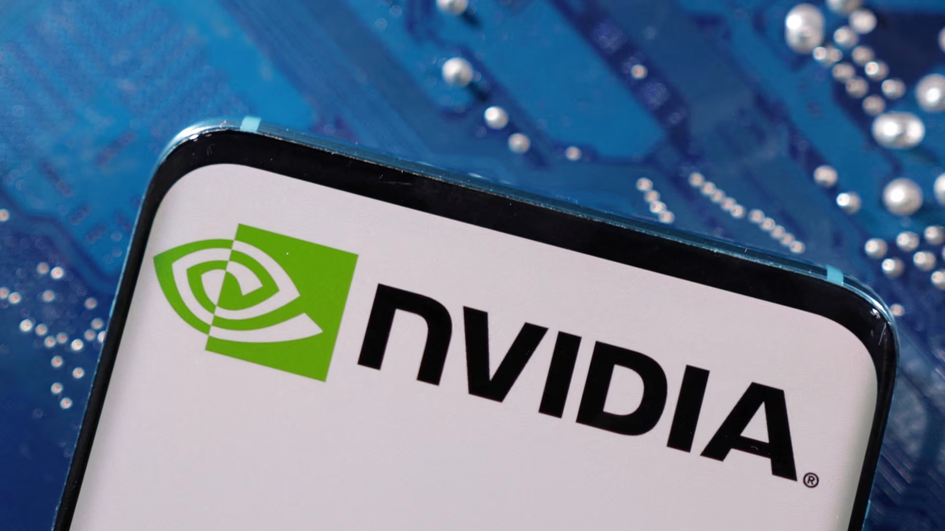 إنفيديا تدرس الاستحواذ على شركة إيه.آي 21 الإسرائيلية 