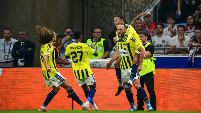 دوري أبطال أوروبا - فناربخشة يُقصي ليون ويعود بعد 18 عامًا.. ويايا توريه يحقق إنجازًا تاريخيًا