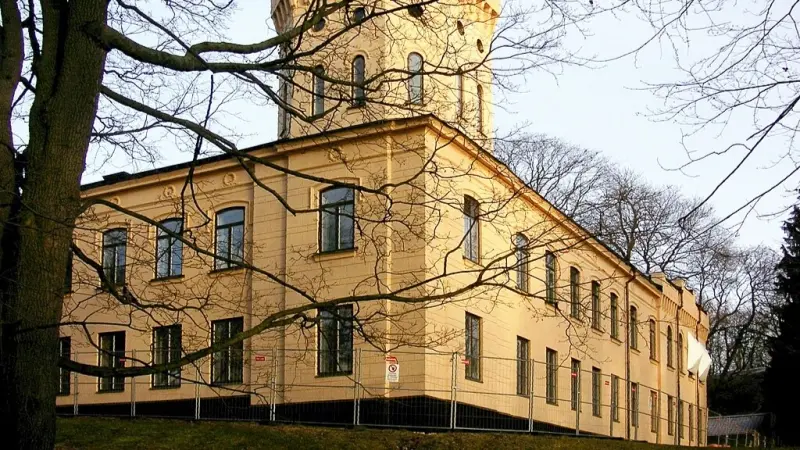 السويد.. "جسم خطير" أمام مقر السفارة الإسرائيلية والشرطة تُحقق