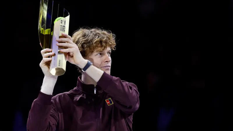 بطولة فيينا المفتوحة - سينر يهزم زفيريف ويحرز رابع ألقاب الموسم