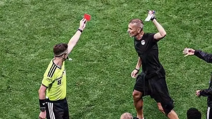 بعد أحداث كأس العالم 2026- فيفا تنزل عقوبة قاسية ضد مدرب حراس منتخب مصر