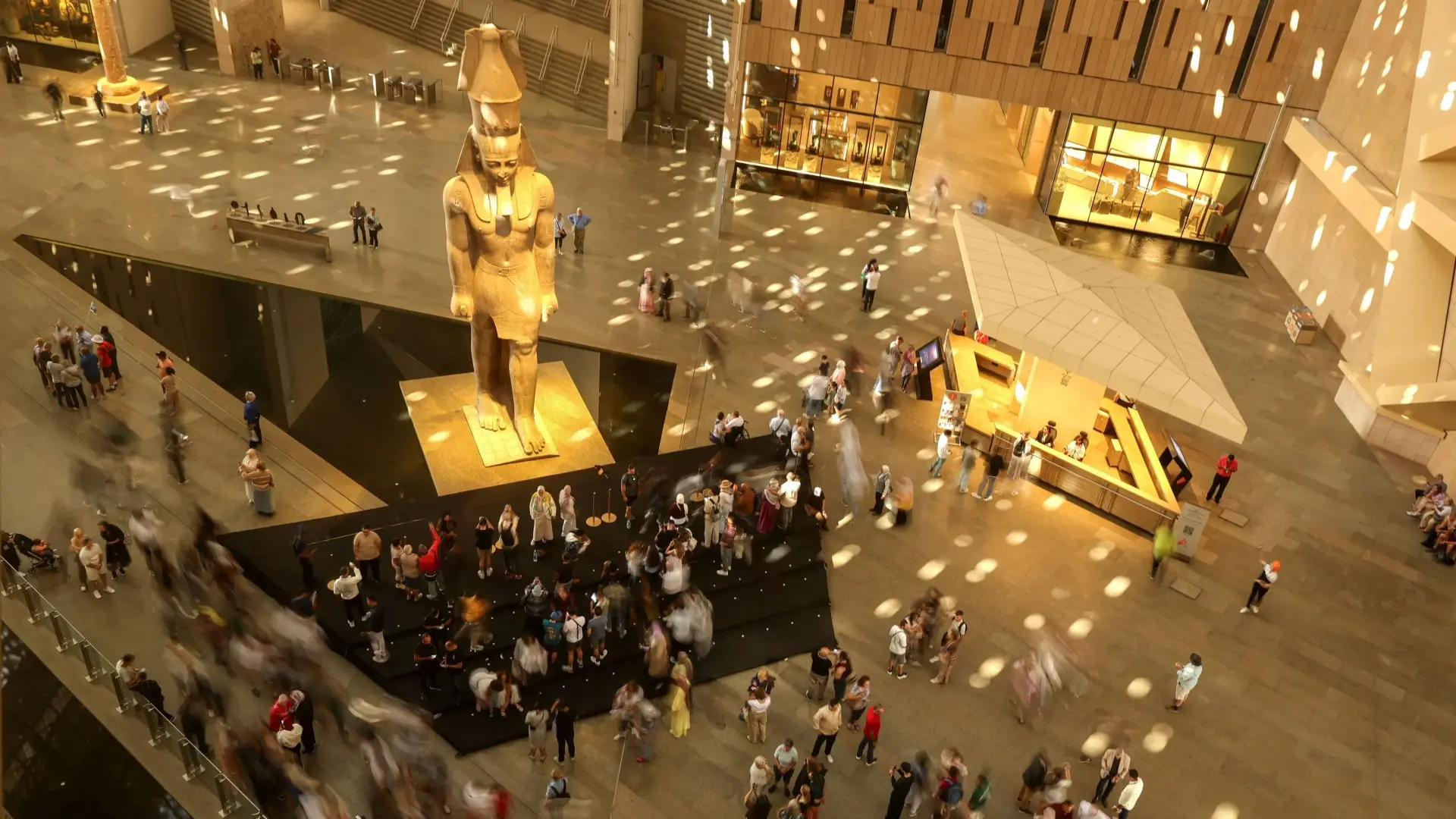 المتحف المصري الكبير استقبل الرئيس ياكوف ميلاتوفيتش رئيس جمهورية الجبل الأسود المتحف المصري الكبير استقبل الرئيس ياكوف ميلاتوفيتش رئيس جمهورية الجبل الأسود