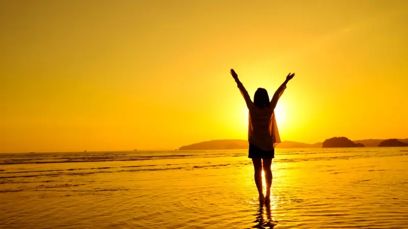 بعيدا عن الجيم والدايت.. 8 عادات بسيطة لتحسين صحتك قبل 2026