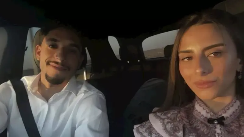 فيديو - وصلة رقص تجمع بين عمر مرموش وخطيبته جوليان الجباس تتصدر الترند