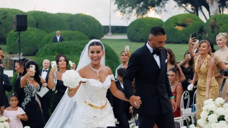 فيديو - المؤثرة اللبنانية يومي: لم أتزوج من أجل المال وأريد 10 أطفال