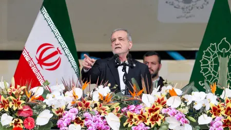 تقرير إسرائيلي: "الحرس الثوري" يتحرك للإطاحة بالرئيس بزشكيان