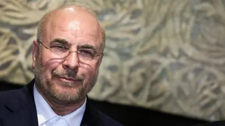 related_news_inside_blogsقاليباف يتقدم في الكواليس.. هل يتوسع دوره في القرار الإيراني؟