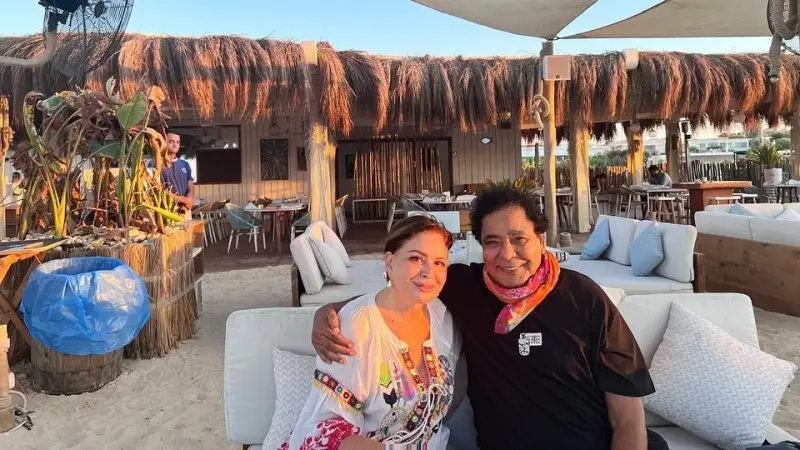 إلهام شاهين ومحمد منير.. صداقة العمر تتصدر السوشيال ميديا