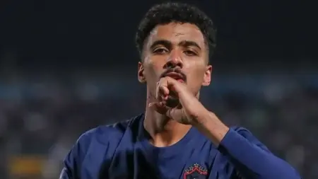 related_news_inside_blogsبعد تعثر مفاوضات التجديد.. شرط الزمالك لرحيل حسام عبد المجيد