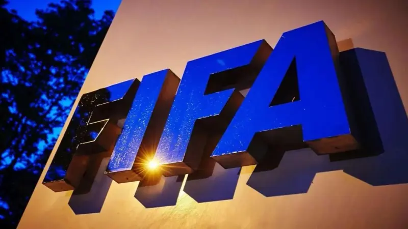 تحدد أرباحهم.. الفيفا ينتصر في معركته مع وكلاء اللاعبين