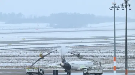 إغلاق مطار برلين اليوم بسبب الجليد الأسود