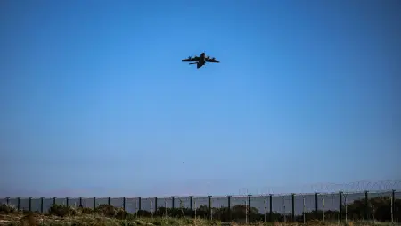 ليست إيران.. قبرص تحدد الطرف الذي استهدف القاعدة البريطانية