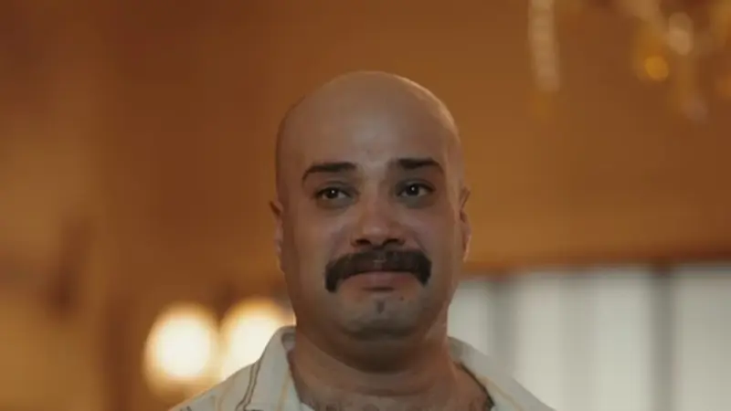 سبب وفاة والد الفنان حاتم صلاح.. تفاصيل الإعلان وموعد الجنازة