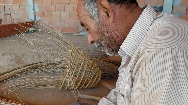 المشهد بروفايل - بعد تقاعد صانعيها.. "الدرينة" تُعاند الزمن في جربة التونسية