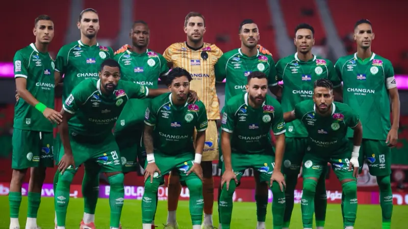الرجاء الرياضي يكشف تفاصيل الحالة الطبية لرباعي الفريق الأول
