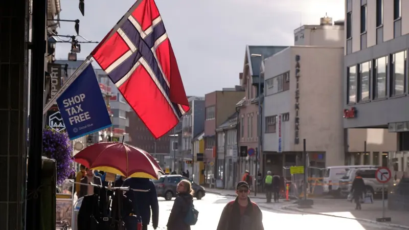 النرويج تقترب من بيع سيارات صفر انبعاثات في 2025