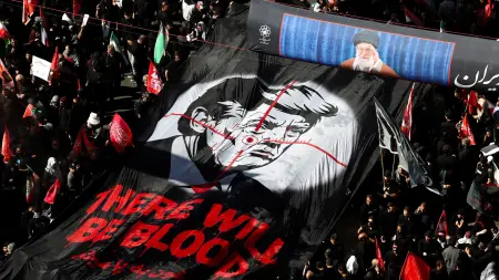 related_news_inside_blogsتقرير: إدارة ترامب تعود إلى سياسة "العصا" مع إيران لهذه الأسباب